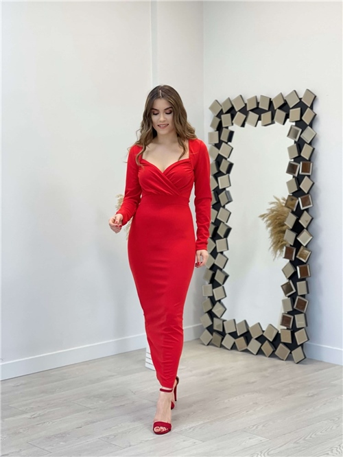Krep Kumaş Göğüs Büzgülü Elbise - Kırmızı