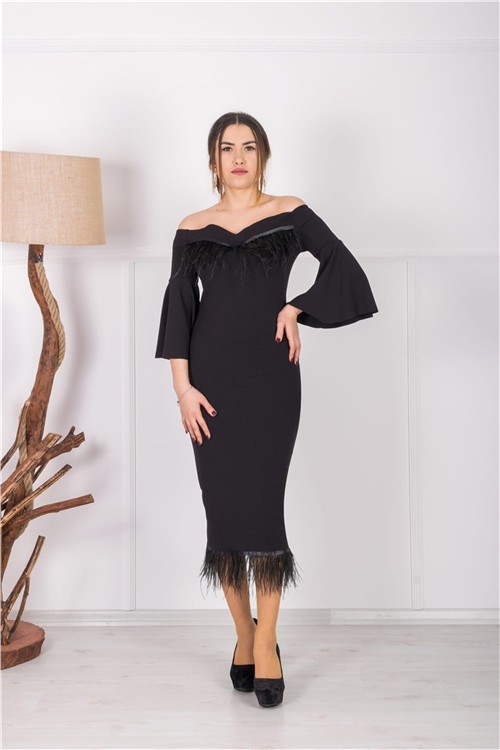 Krep Kumaş Tüy Detaylı Tasarım Elbise - Siyah