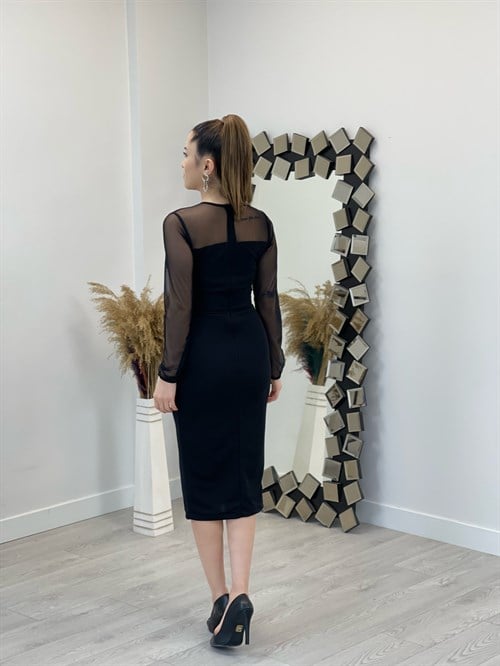 Krep Kumaş Tül Detaylı Kalem Elbise - SİYAH